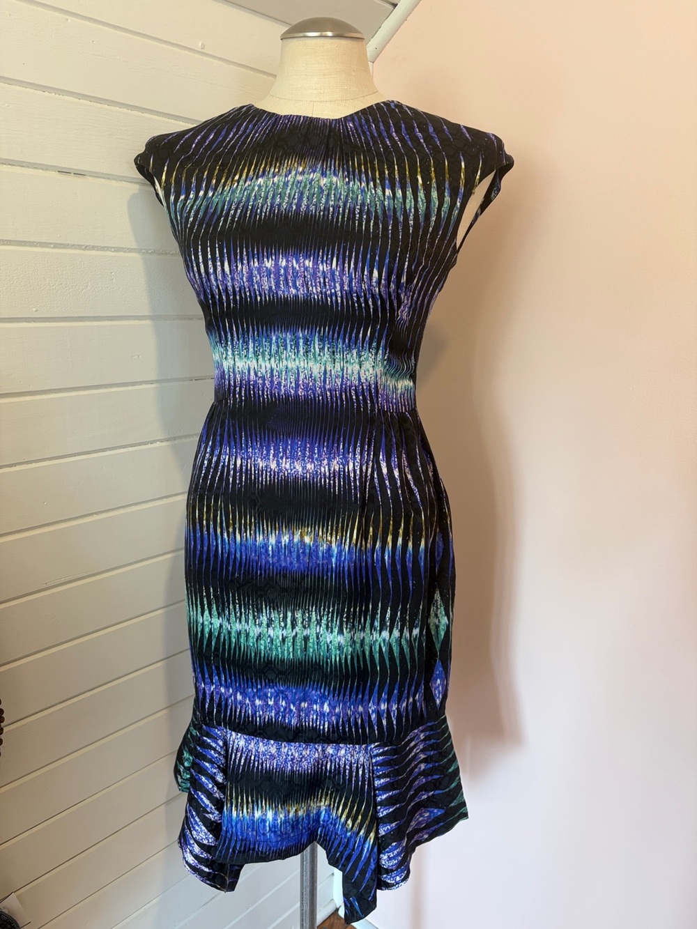 Peter Pilotto Fall/Winter 2012, 100% Silk Midi Dress, ASO Gossip Girl, Size 2